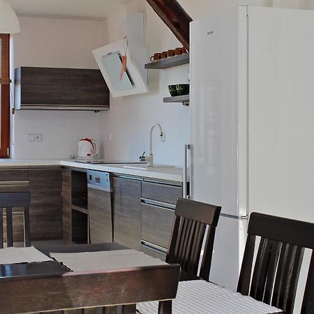 Апартаменты Attic With Parking, Near The Center Of Cb - 110M2 Ческе-Будеёвице Экстерьер фото